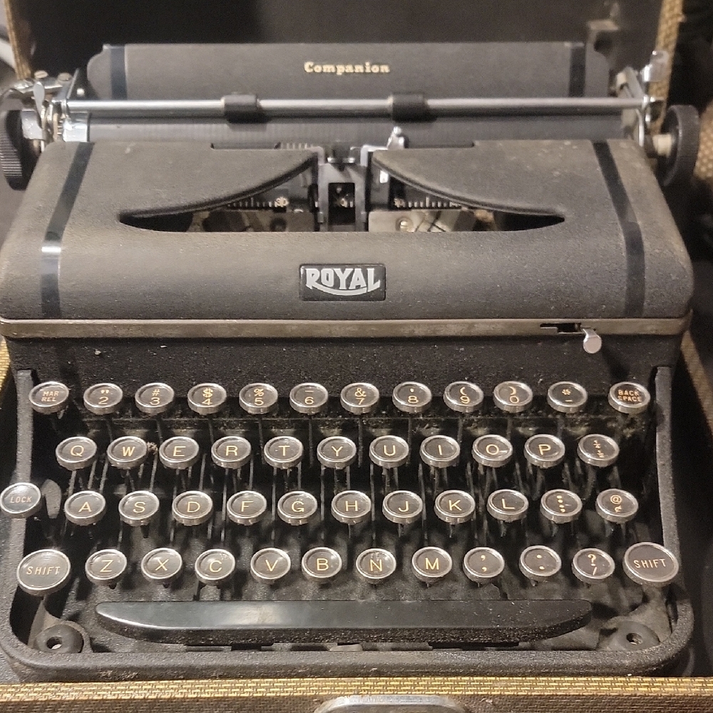Royal Companion Black Typewriter